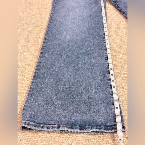 Last 1! NWT Good American Good Waist High Rise Palazzo Jeans - Picture 13 of 16